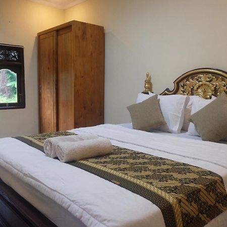 فيلا Gunung Kawi House تيغالالانغْ المظهر الخارجي الصورة