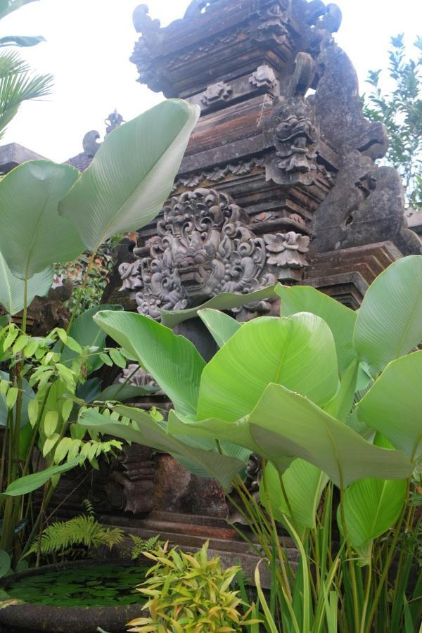 فيلا Gunung Kawi House تيغالالانغْ المظهر الخارجي الصورة