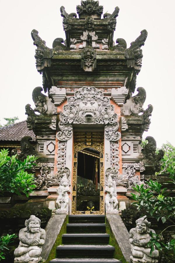 فيلا Gunung Kawi House تيغالالانغْ المظهر الخارجي الصورة
