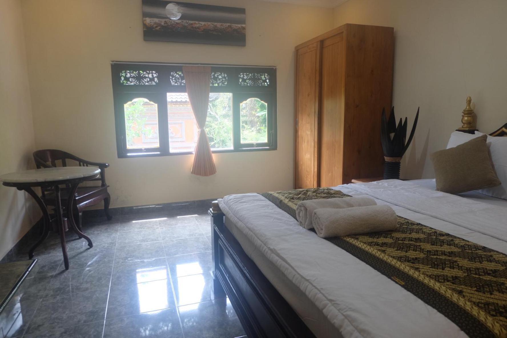 فيلا Gunung Kawi House تيغالالانغْ المظهر الخارجي الصورة