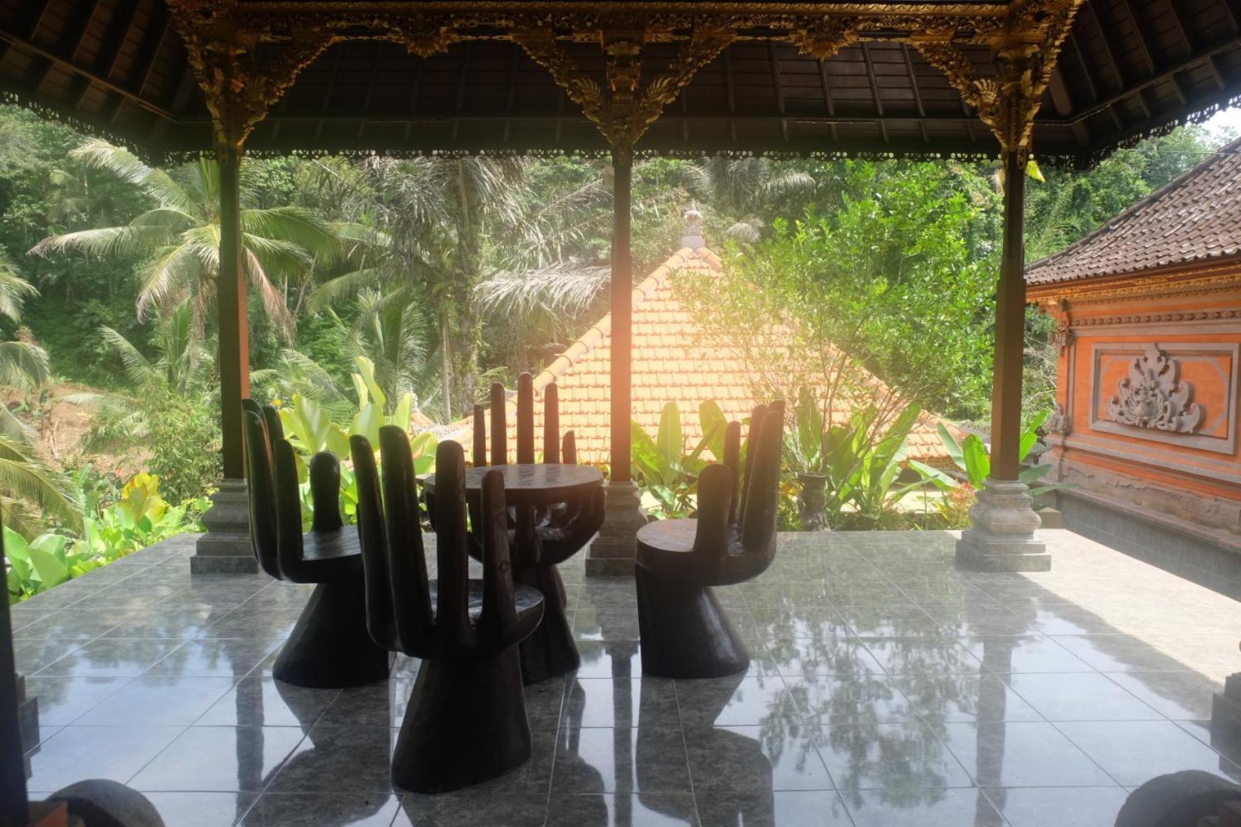 فيلا Gunung Kawi House تيغالالانغْ المظهر الخارجي الصورة
