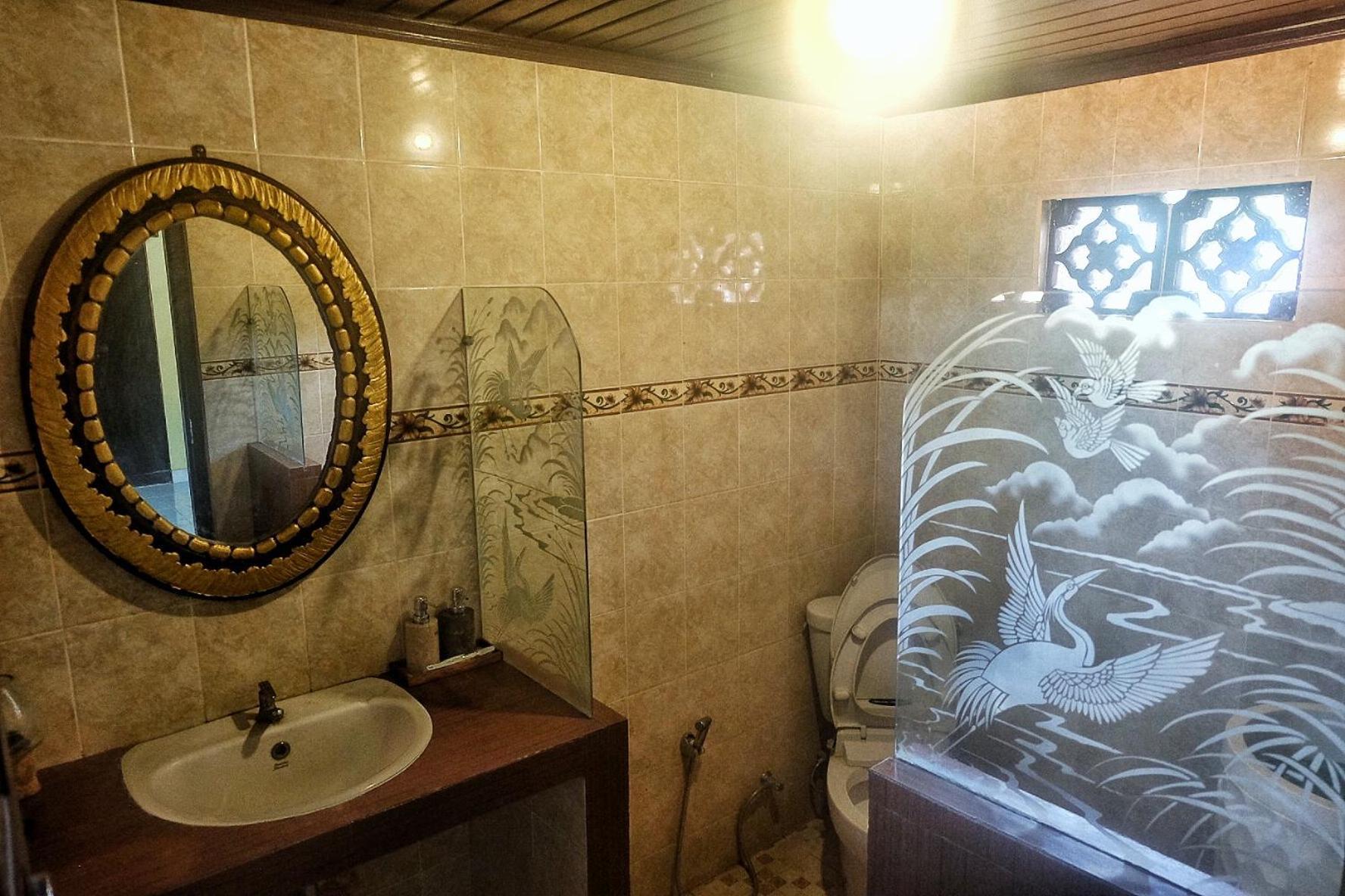 فيلا Gunung Kawi House تيغالالانغْ المظهر الخارجي الصورة