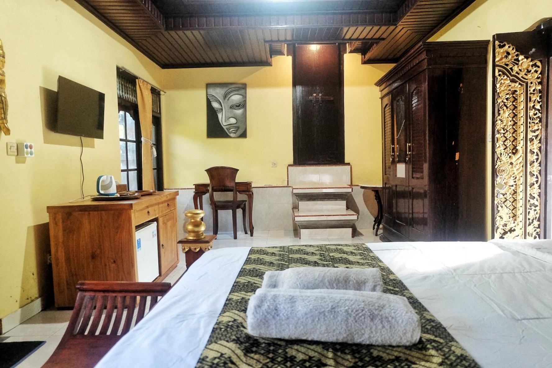 فيلا Gunung Kawi House تيغالالانغْ المظهر الخارجي الصورة